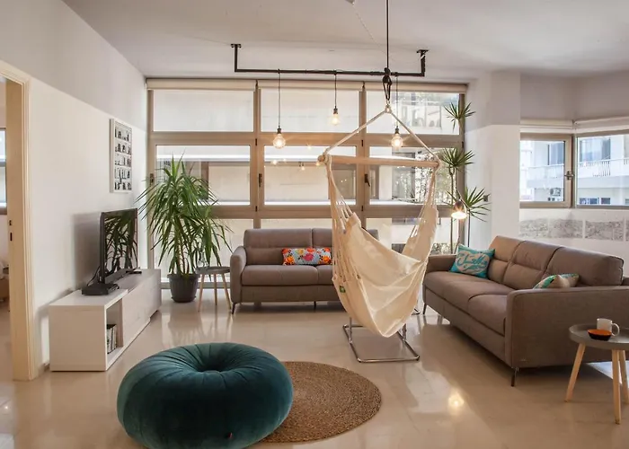 Gemmayze 1Bd Apartment